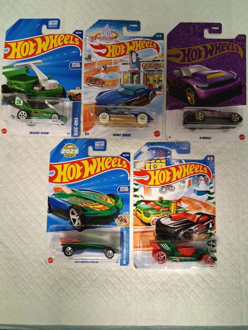 Hot Wheels Lot of 5 Assorted Die-Cast Cars